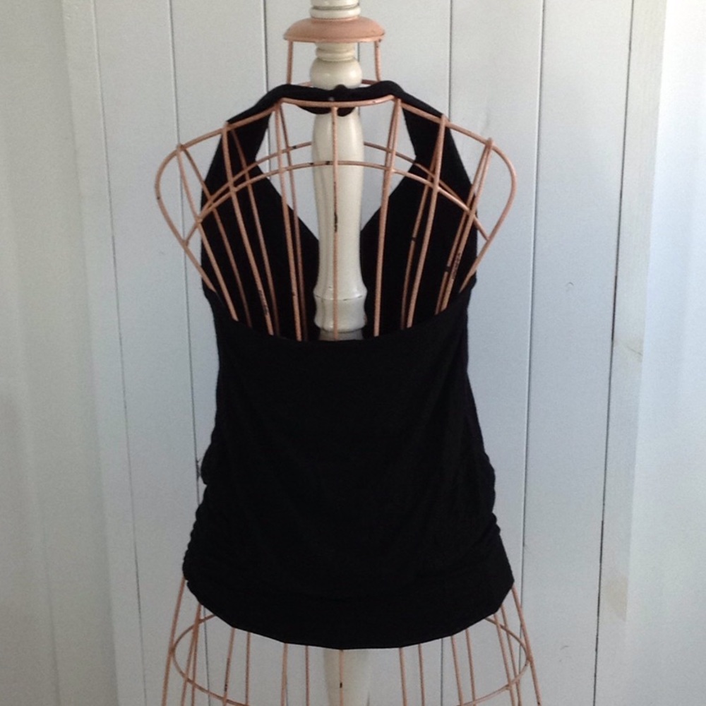 Linq halter top - Picture 2 of 4